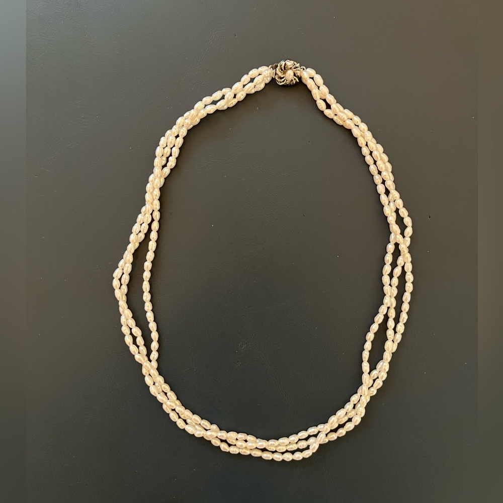 Elegant Multi Strand Vintage Pearl Necklace